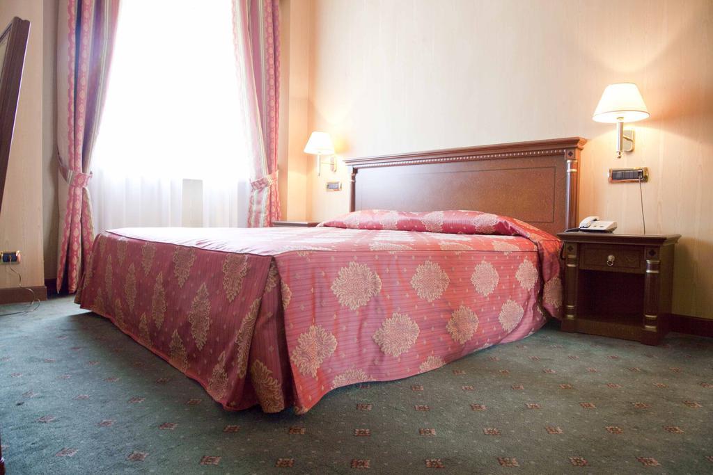 Hotel Jolly Castrovillari Zimmer foto