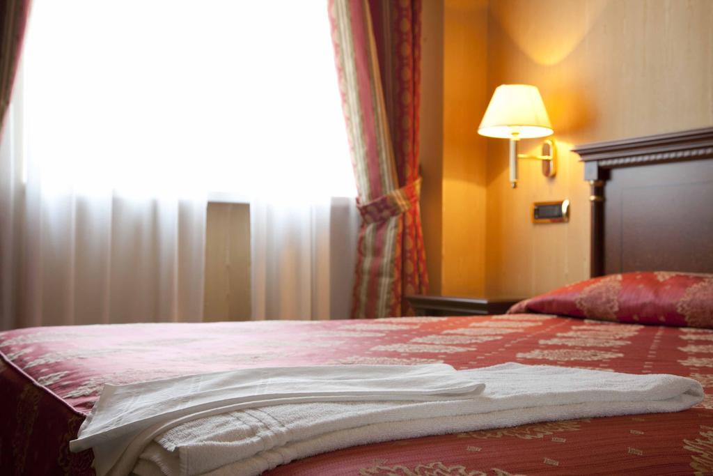 Hotel Jolly Castrovillari Zimmer foto